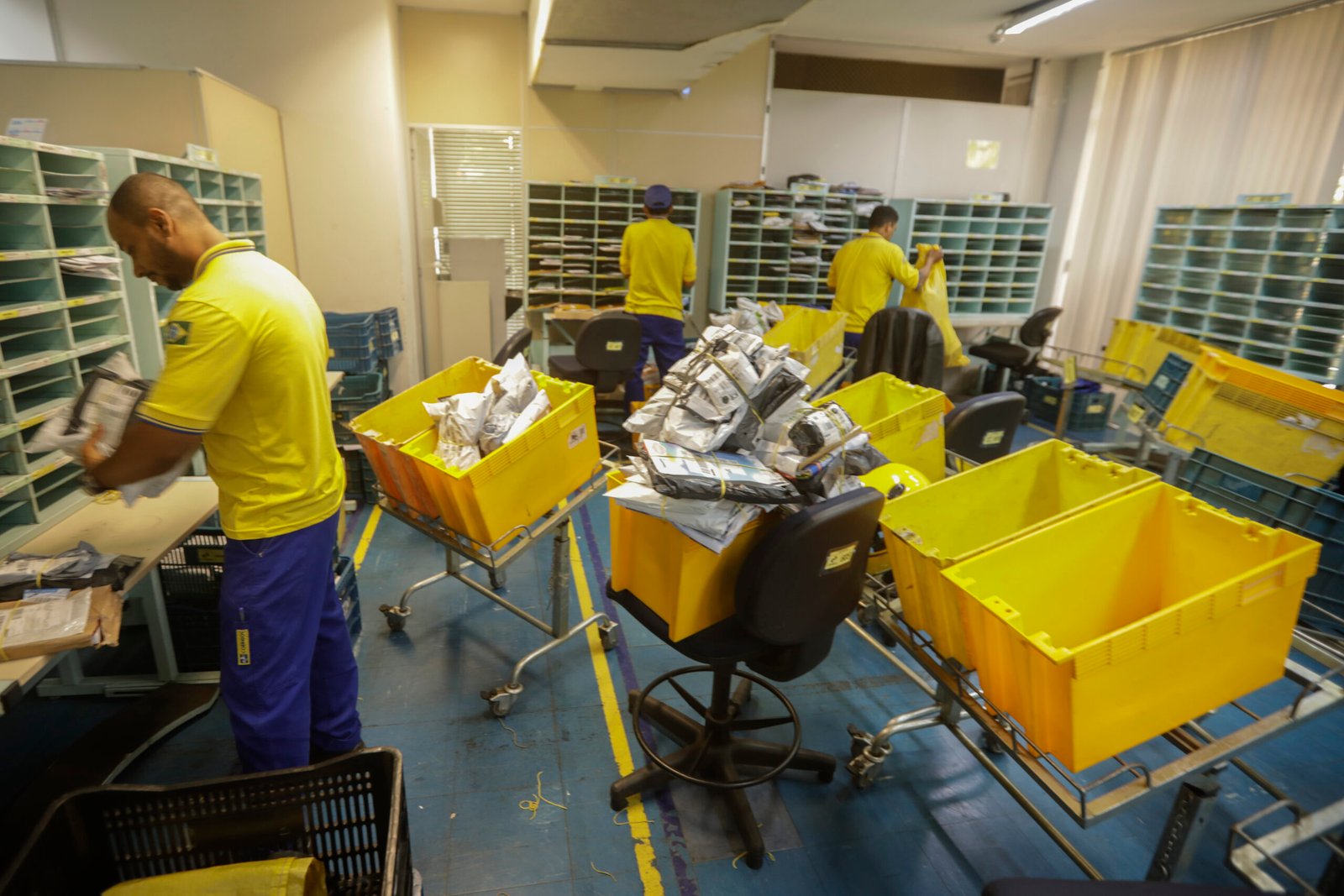 Unidade de distribuição dos Correios que processa compras do Paraguai e outras encomendas