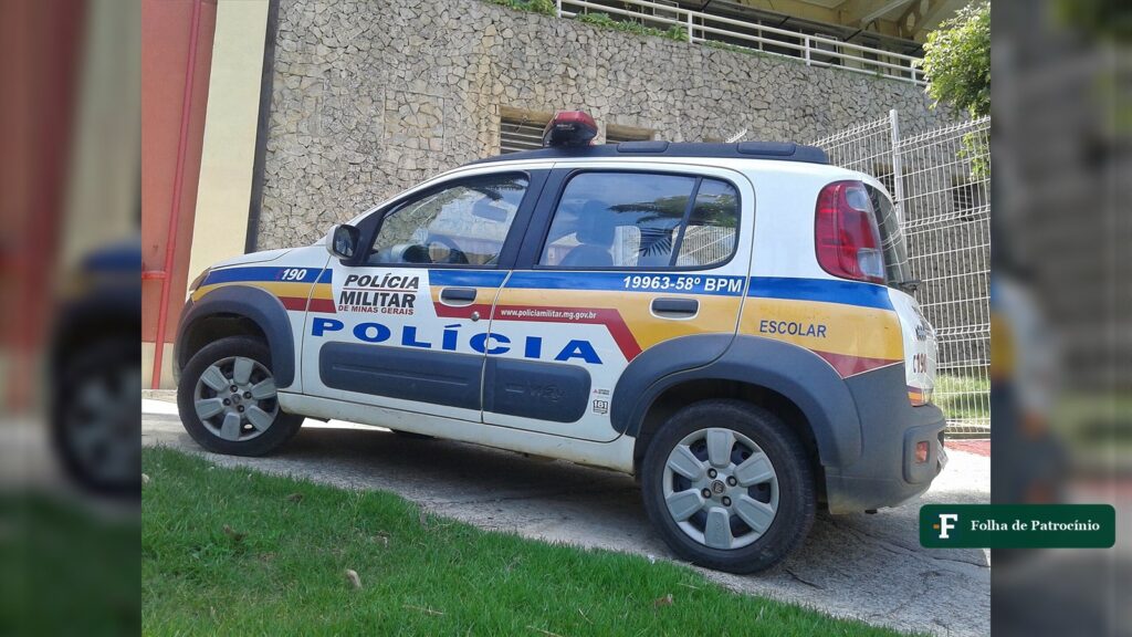 Viatura da Polícia Militar, ilustrando caso de importunação em posto de combustíveis em João Pinheiro