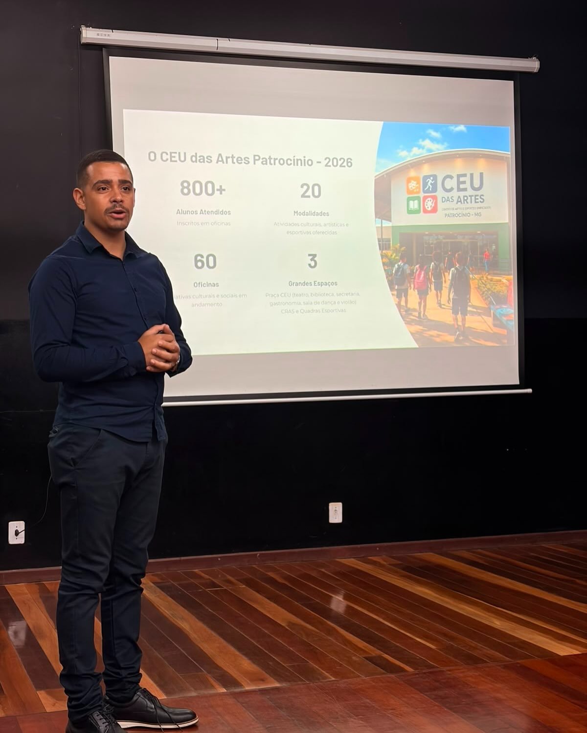 Registro da assembleia de posse do Grupo Gestor do CEU em Patrocínio