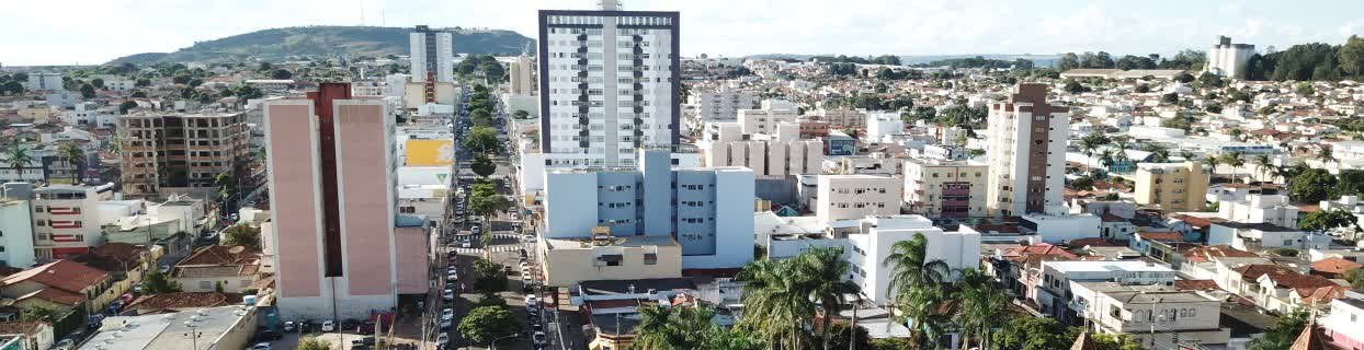 Vista aérea do centro de Patrocínio, cidade que recebe pacote de investimentos em Patrocínio