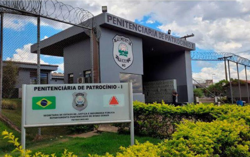 Fachada da penitenciária de Patrocínio, unidade do Departamento Penitenciário de Minas Gerais