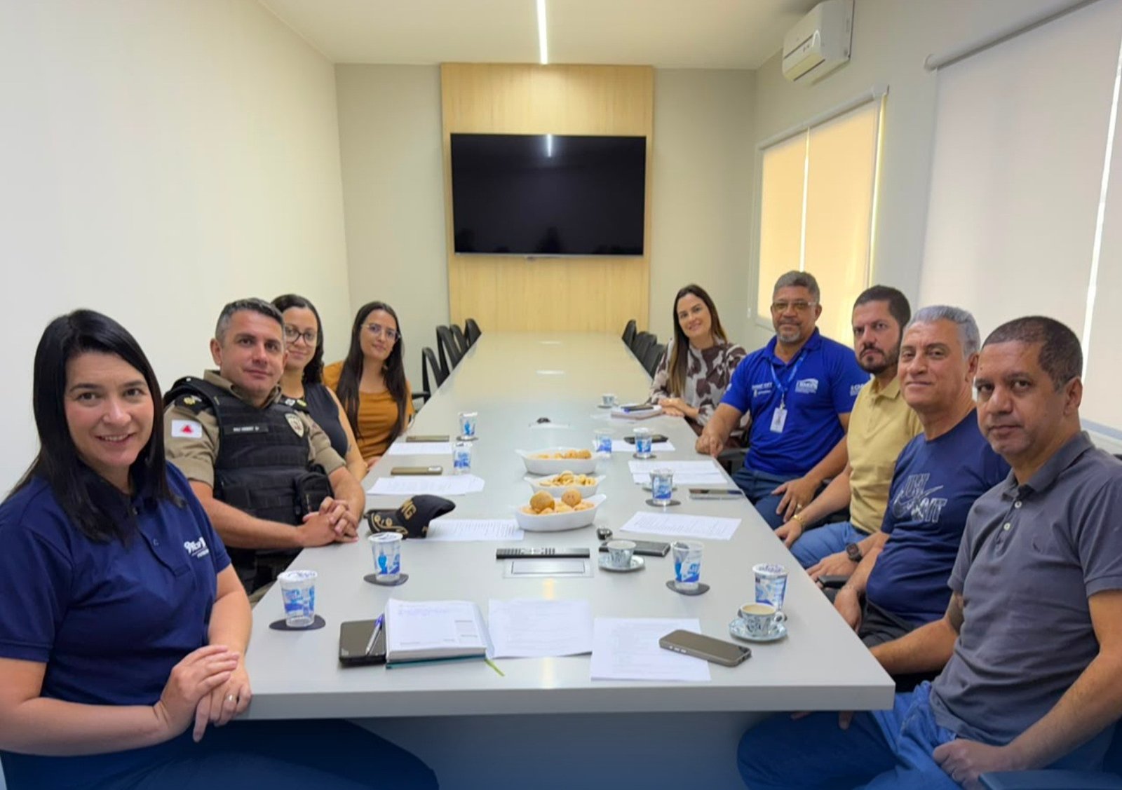 Reunião sobre fiscalização do comércio ambulante em Patrocínio reúne representantes de secretarias municipais e Polícia Militar