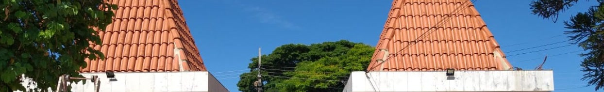 Torres do portão do Cemitério Municipal de Patrocínio, onde será o sepultamento de Limirio José da Silva