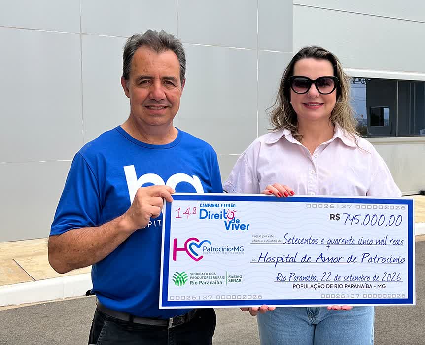 Entrega simbólica do cheque de R$ 745 mil da campanha Direito de Viver ao Hospital de Amor de Patrocínio