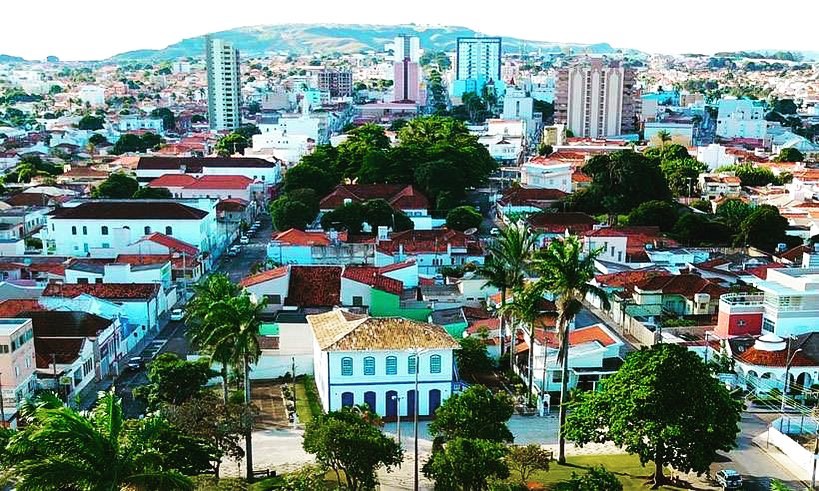 Vista aérea de Patrocínio, cidade com a maior parte das seções da conferência das urnas da 211ª Zona Eleitoral