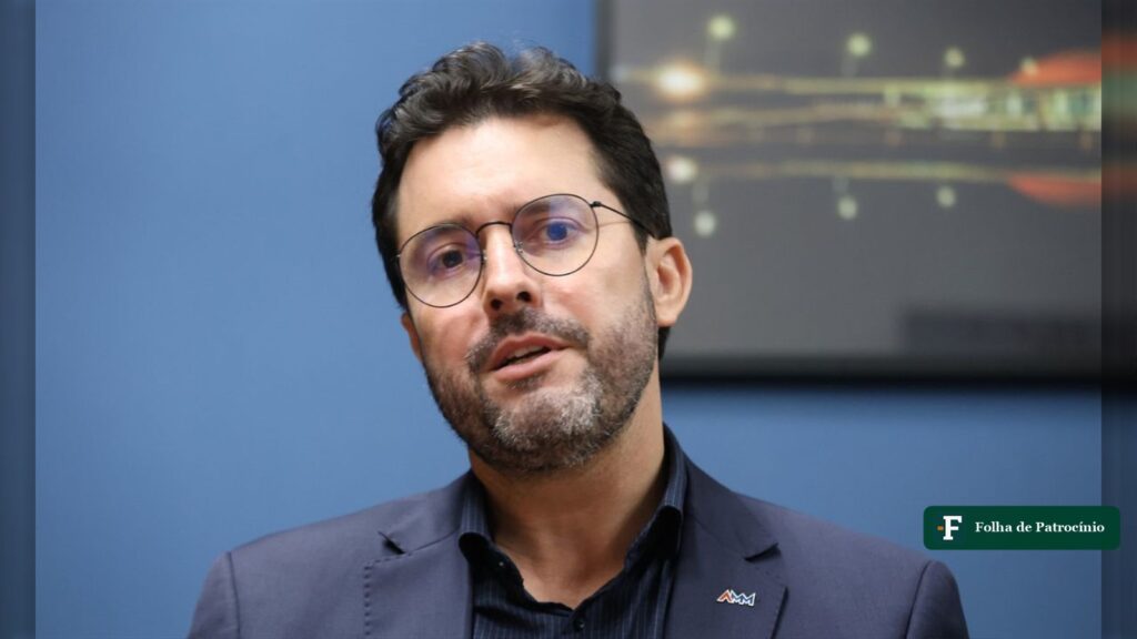 Luís Eduardo Falcão fala em entrevista; ele obteve direito de resposta contra Mateus Simões no TRE-MG (Foto: Júlio Dutra/Republicanos)