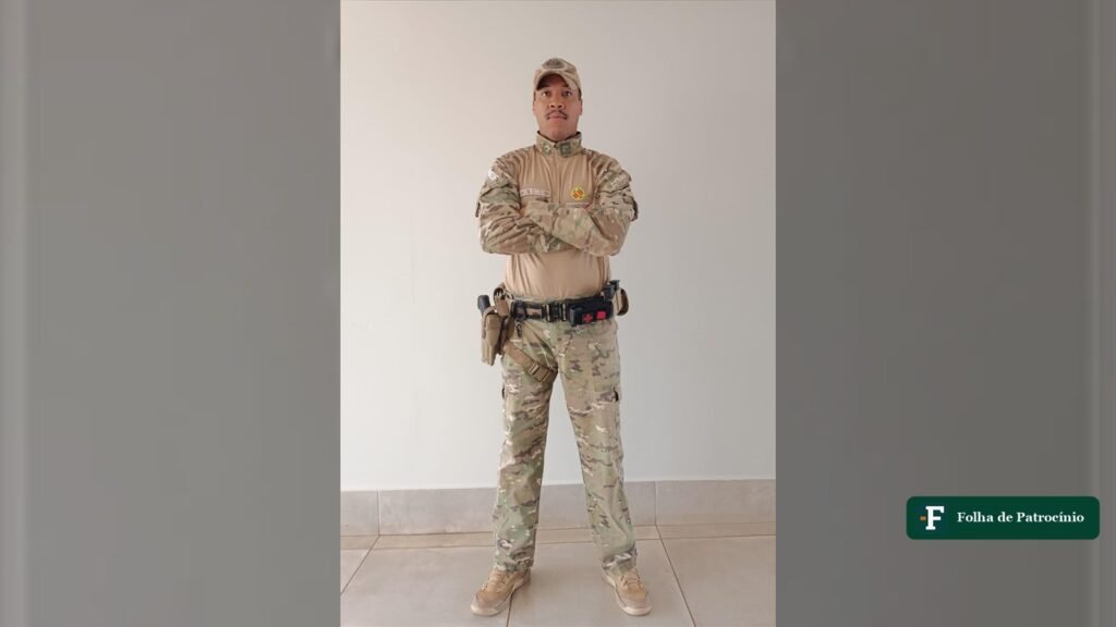 Cabo Samuel de Souza Prado fardado, o policial de folga que socorreu a jovem em Patrocinio