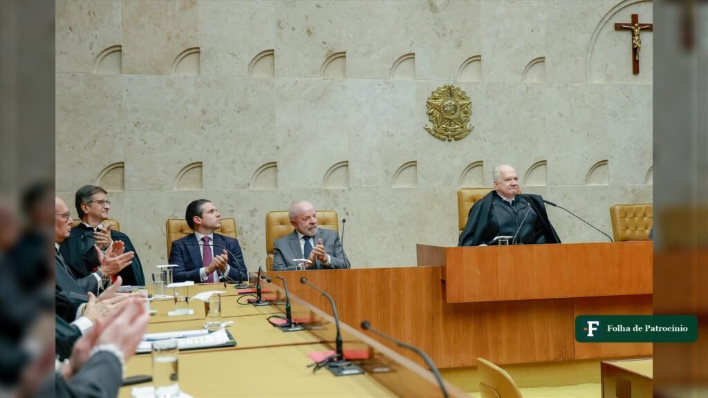 Bancada do Plenário do STF durante sessão solene; Fachin, como presidente da Corte, derrubou o sigilo do caso Master