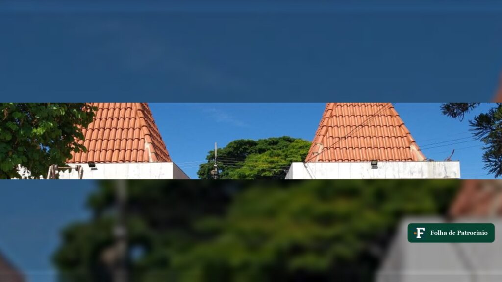 Torres do portão do Cemitério Municipal de Patrocínio, local do sepultamento de Limirio José da Silva