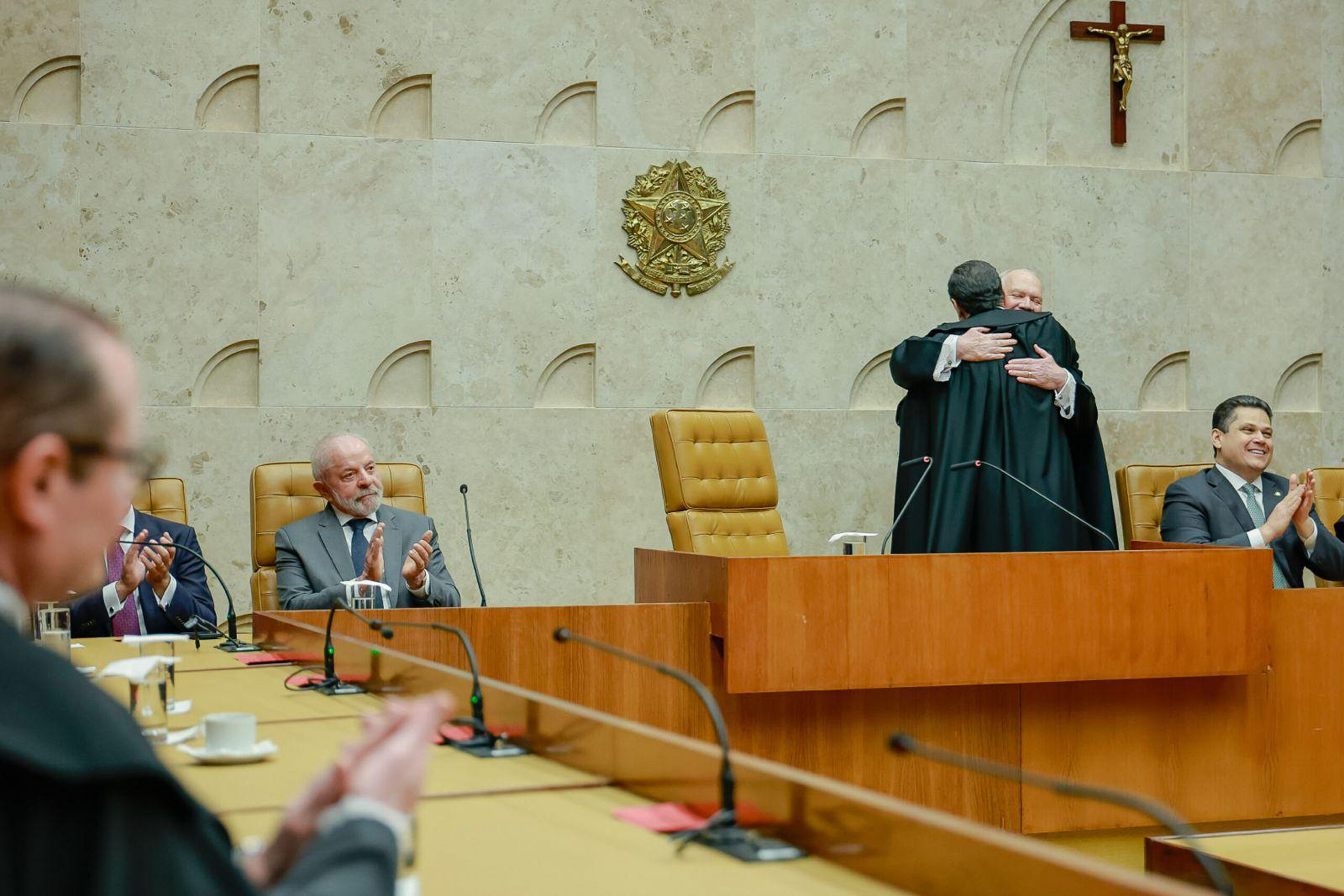 Plenário do Supremo Tribunal Federal, onde ocorre a transmissão ao vivo da sessão sobre Moraes e Vorcaro