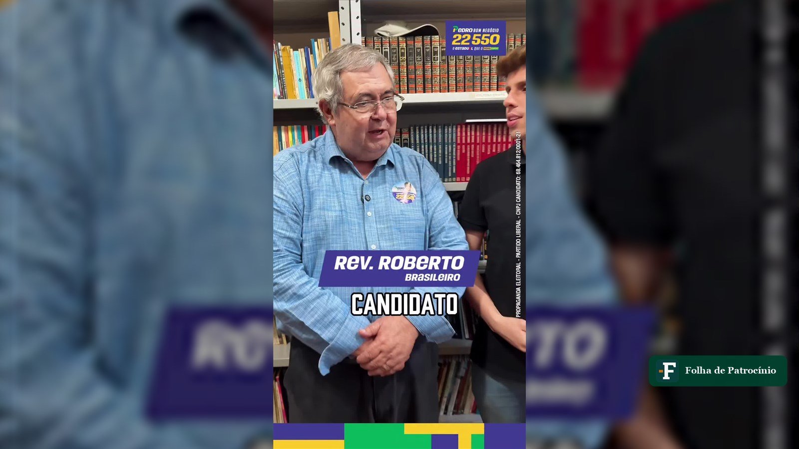 Reverendo Roberto Brasileiro ao lado do candidato Pedro Bom Negócio em vídeo de campanha