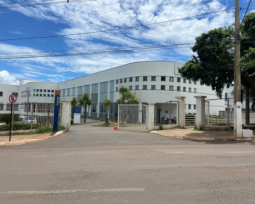 Fachada da Santa Casa de Patos de Minas, na Avenida Marabá, local da prisão por injúria racial