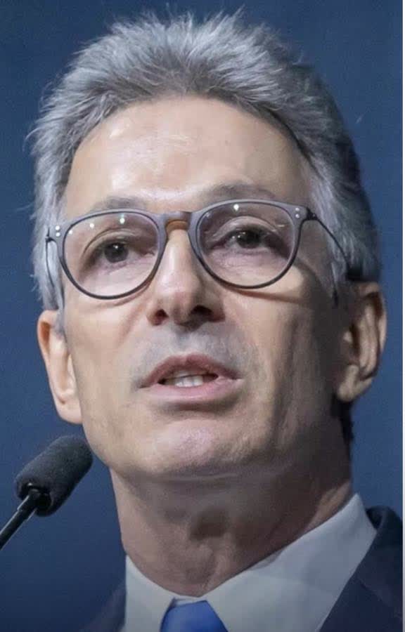 Romeu Zema, do Novo, enquanto Zema mantém candidatura à Presidência