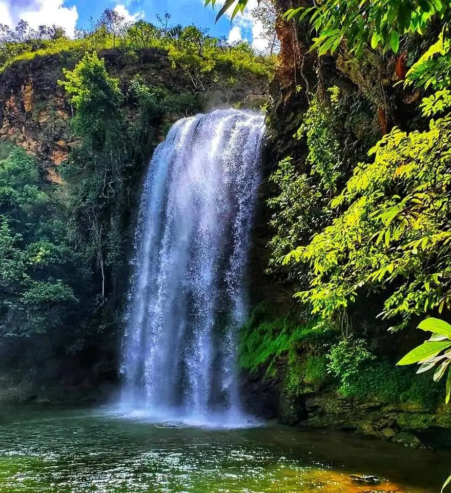 Cachoeira dos Borges, conhecida como Buracão, na zona rural entre Guimarânia e Patrocínio
