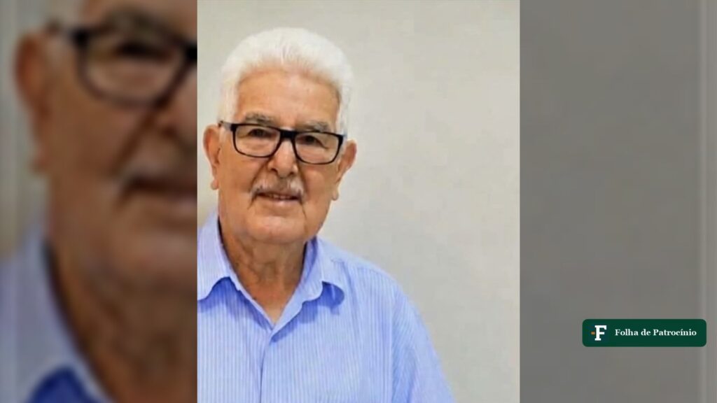 Antônio Botelho Caixeta, morador da comunidade da Capoeirinha em Patrocínio, de óculos e camisa azul