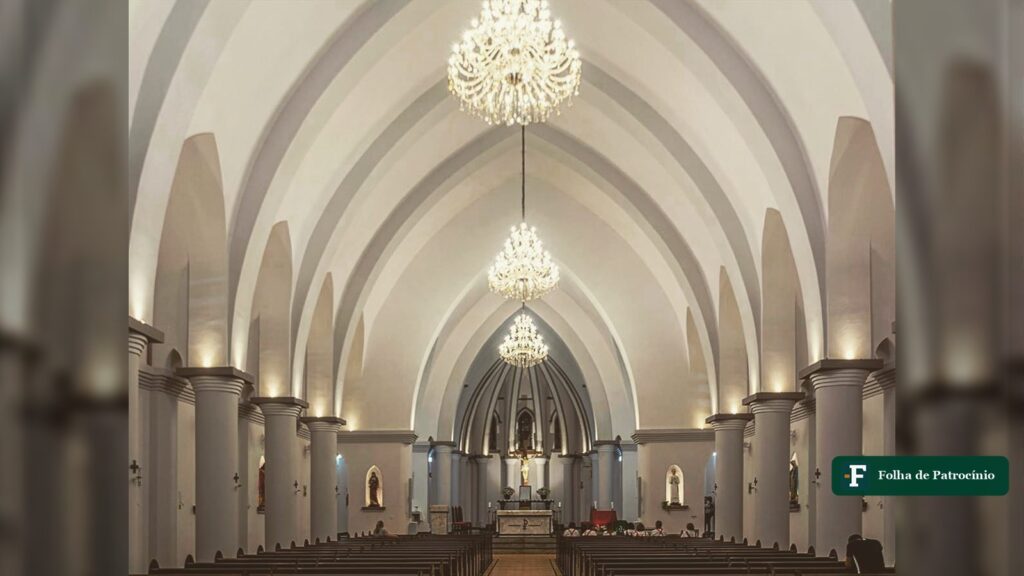 Interior de igreja em Patrocínio, cenário do Festival Amai-vos