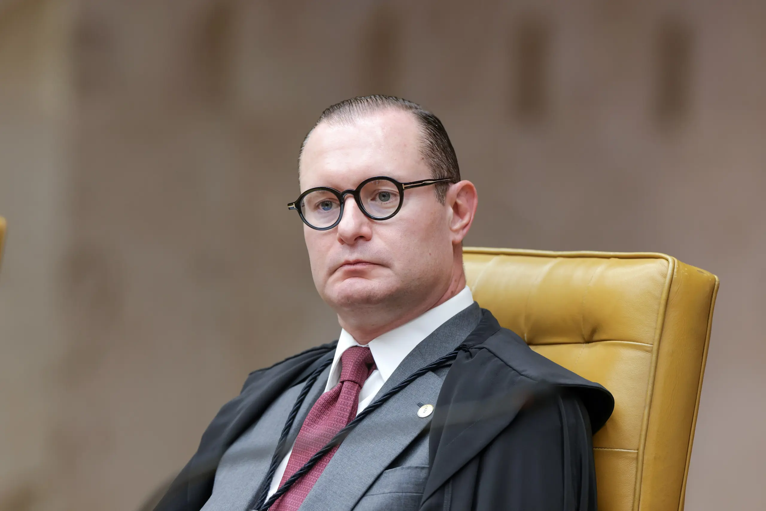Cristiano Zanin em sessão plenária do STF, personagem do caso Dino e Zanin