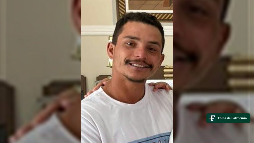 Edgar Luiz Pereira da Silva Junior, de camiseta branca, em retrato divulgado com a nota de falecimento