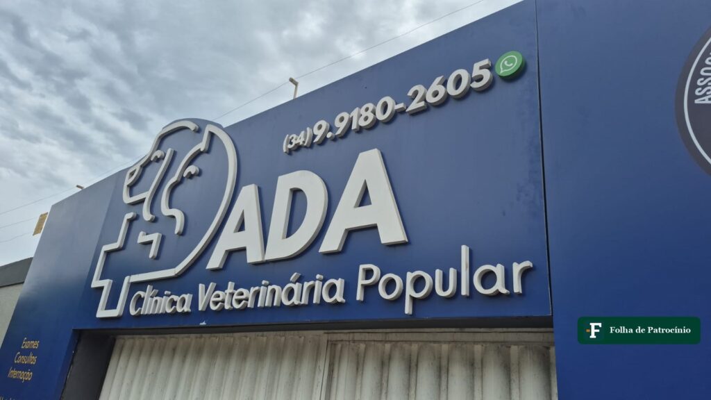 Feira de adoção da ADA em Patrocínio: fachada da associação que organiza o evento