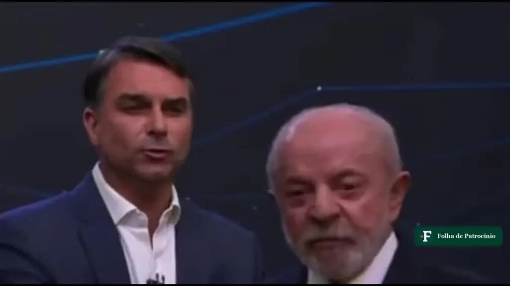 Flávio pede respeito a Lula: os dois candidatos lado a lado no estúdio do debate da Band, em São Paulo