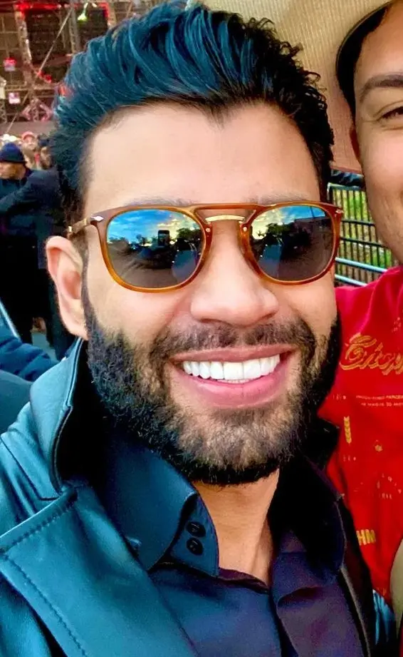 Gusttavo Lima de óculos escuros em 2022, foto de arquivo ligada a Gusttavo Lima e Flávio