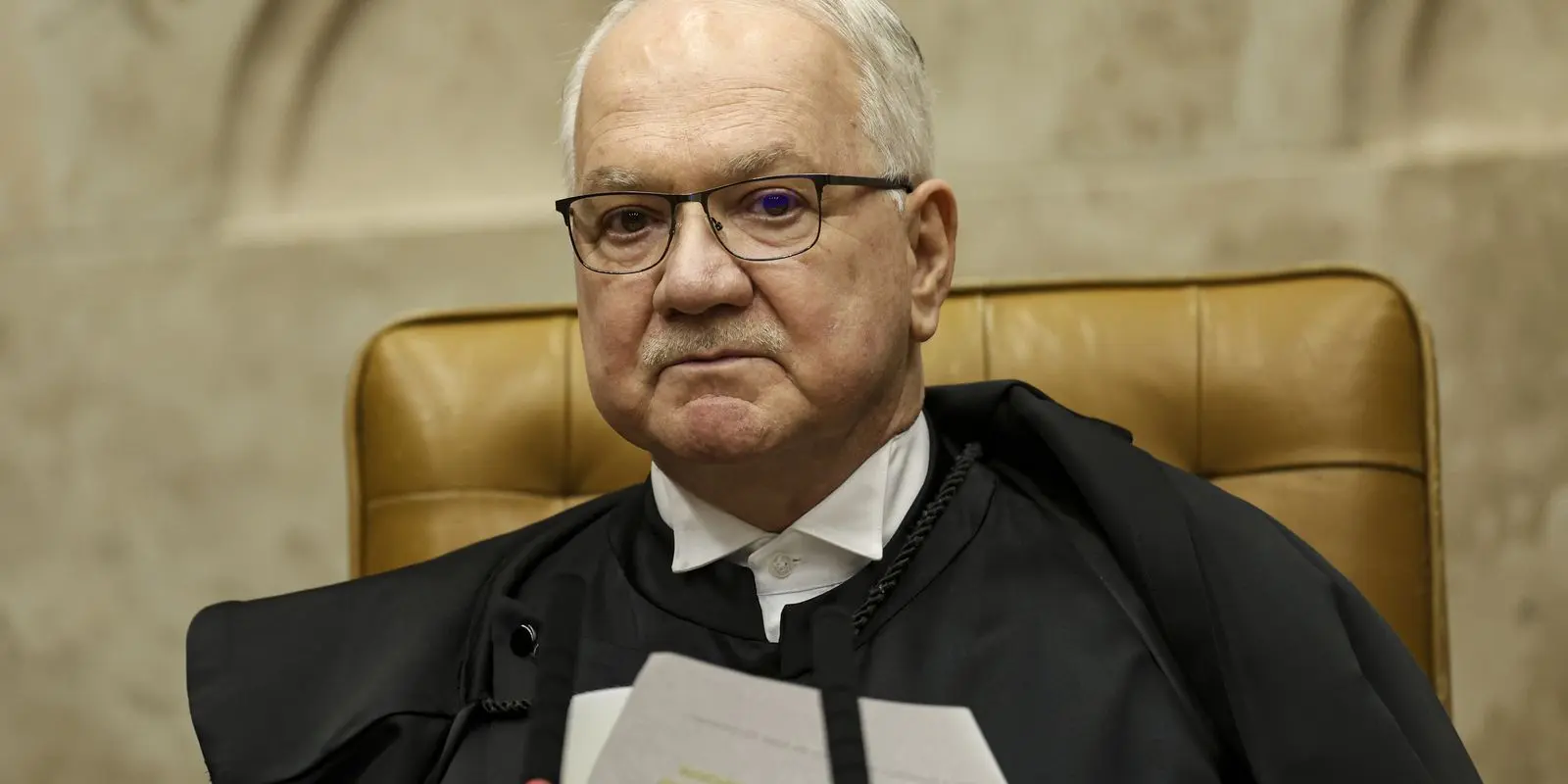 Edson Fachin, presidente do STF, no plenário; ele decidiu o destino dos inquéritos do Master e INSS