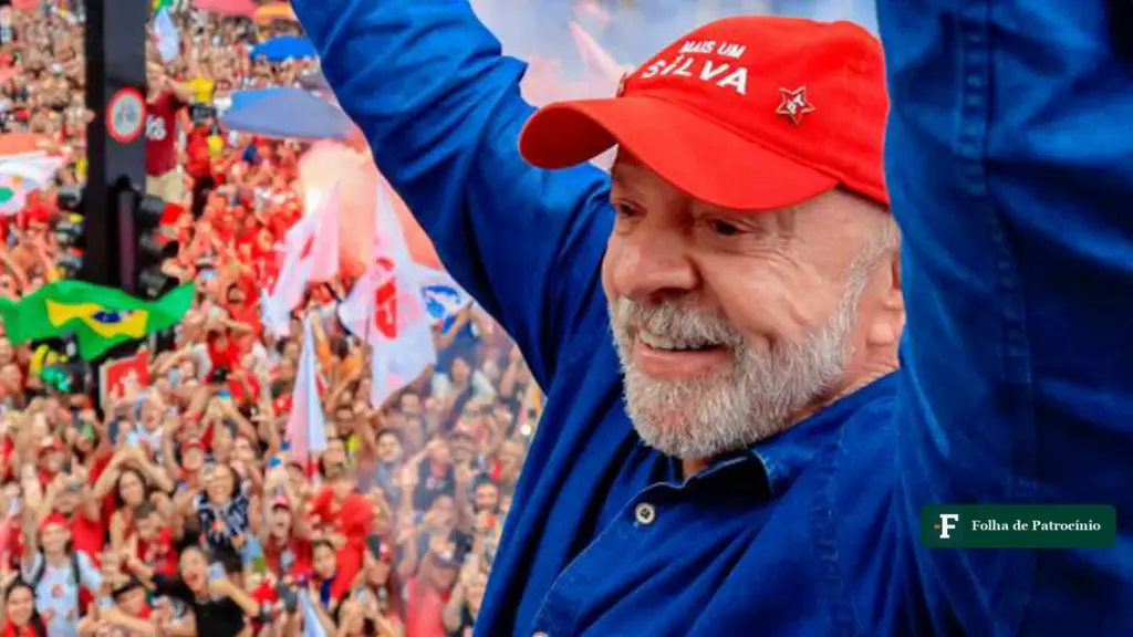 Lula na Polymarket: o presidente acena de boné vermelho para apoiadores na Avenida Paulista