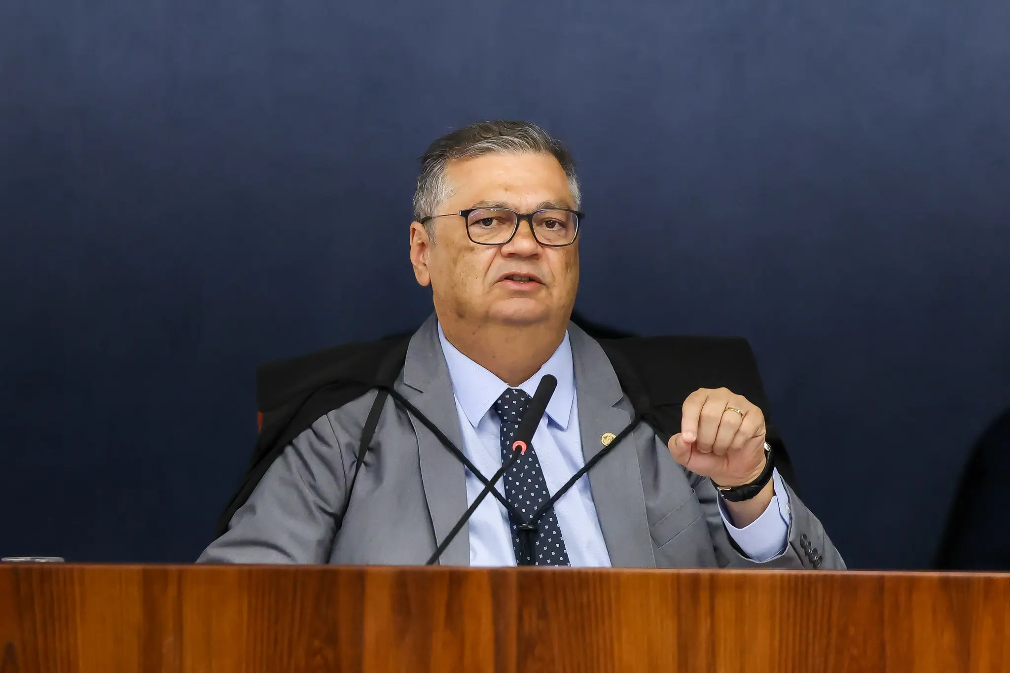 O ministro Flávio Dino na sessão da Primeira Turma do STF que discutiu porte de maconha e cannabis medicinal