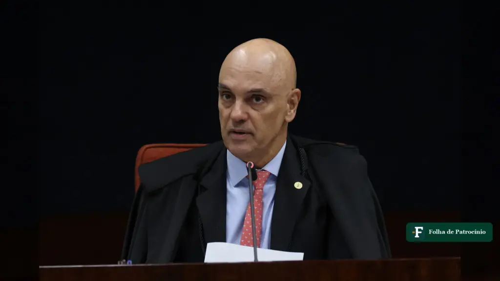 Moraes vota em São Paulo no 2º turno: o ministro Alexandre de Moraes em sessão do STF, ao microfone
