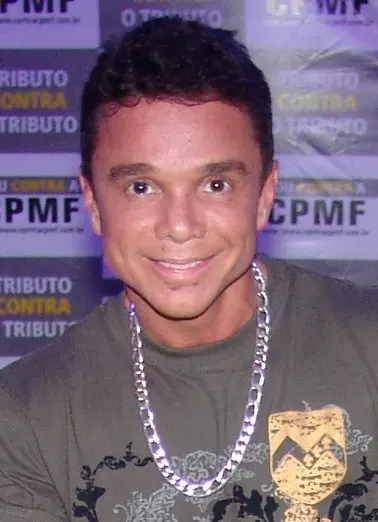 Cantor Netinho em 2007, em imagem de arquivo publicada na cobertura da morte de Netinho