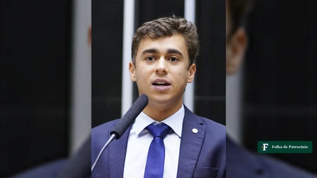 Nikolas Ferreira discursa na tribuna da Câmara, antes do vídeo em que pediu que apoiadores não fossem às ruas