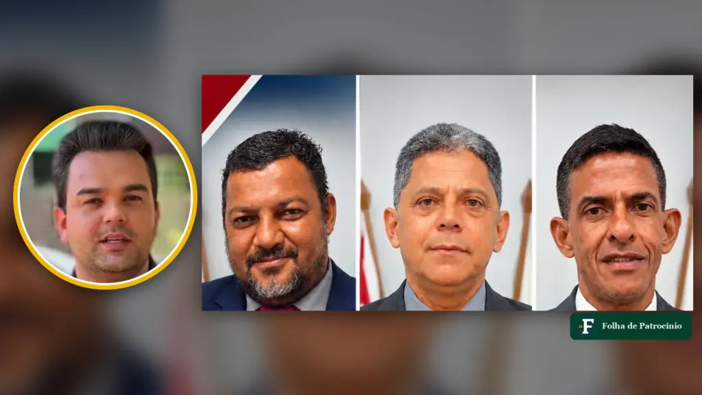 Danilo Rezende em círculo ao lado dos três vereadores da nova comissão processante de Três Marias