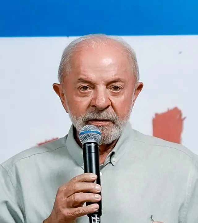 Presidente Lula, que tem 48,8% na nova pesquisa Ipespe do segundo turno