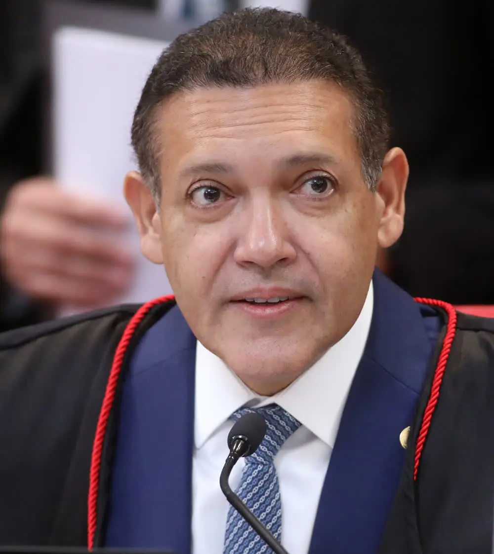 Nunes Marques, presidente do TSE, que respondeu ao STF sobre o transporte interestadual no segundo turno