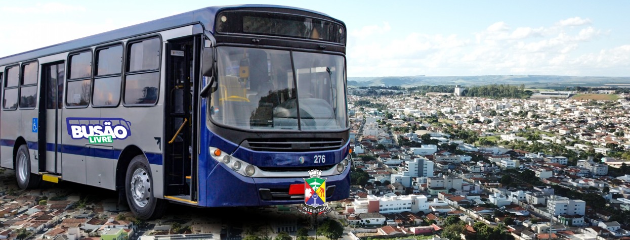 Ônibus do Busão Livre, do transporte coletivo de Patrocínio, sobre vista aérea da cidade