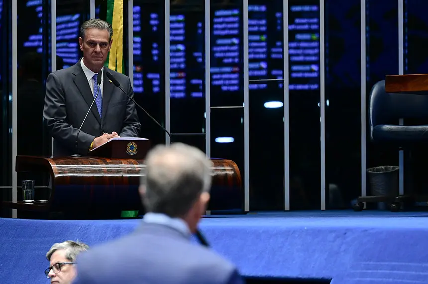 Pacote eleitoral: plenário do Senado na votação do novo teto do MEI