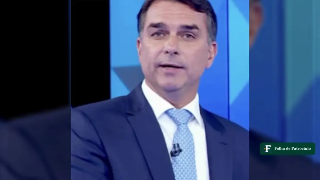 Flávio Bolsonaro fala no debate da Globo ao acusar Lula de ser o pai do Tigrinho