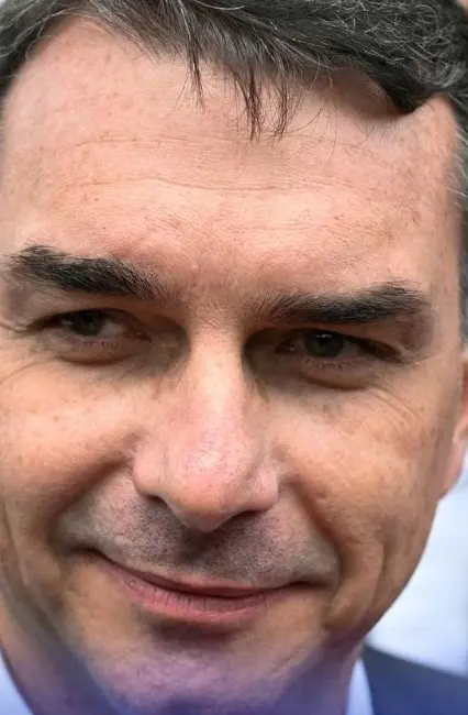 Senador Flávio Bolsonaro, que tem 50% na pesquisa Gerp do segundo turno