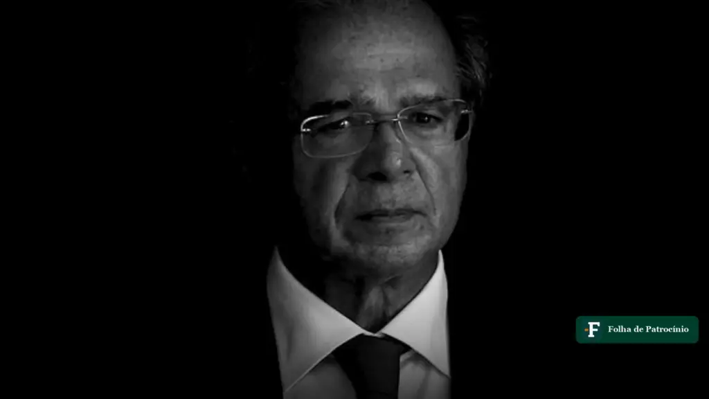 Paulo Guedes, ex-ministro da Economia, em retrato em preto e branco; PF investiga Paulo Guedes
