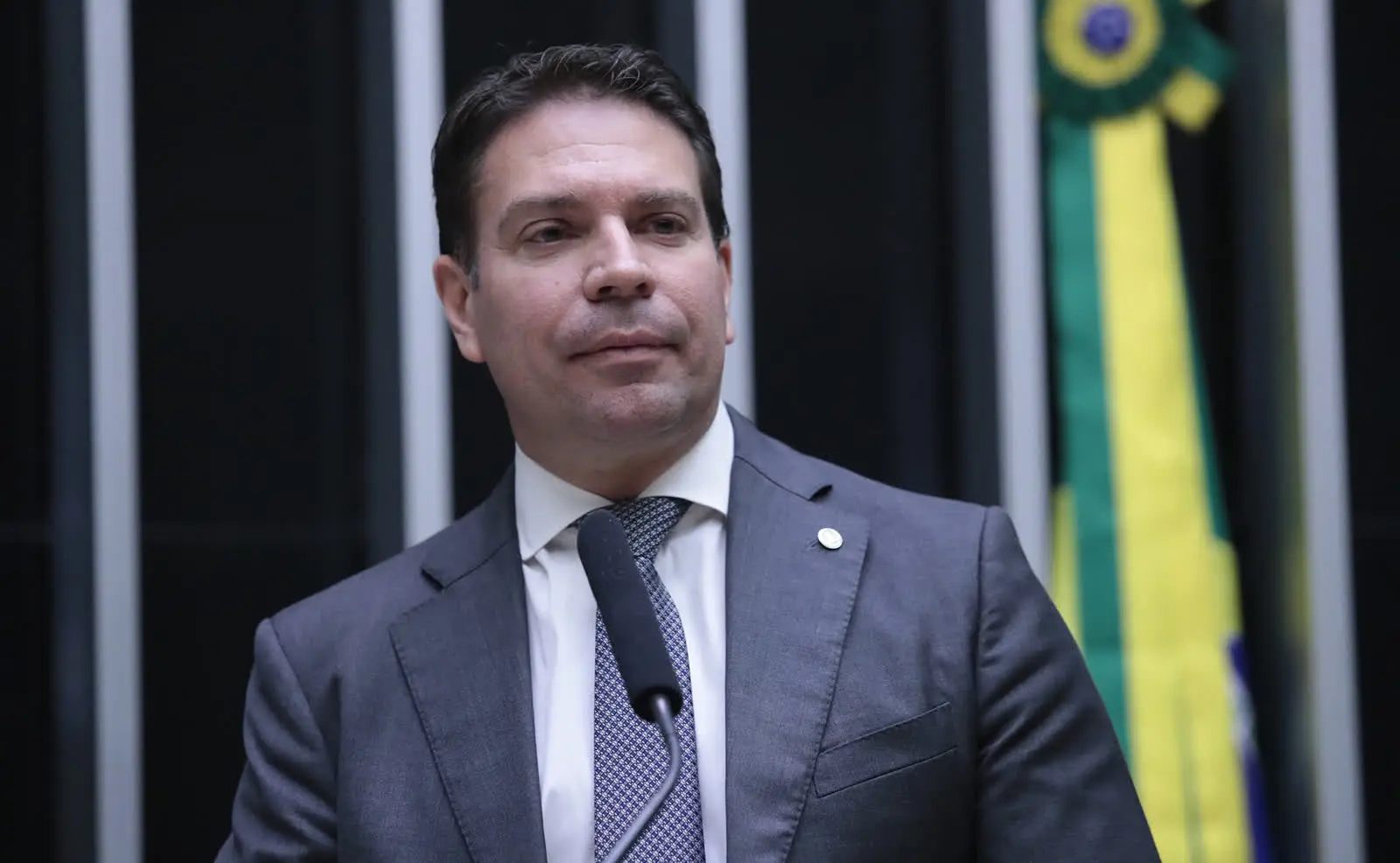 Alexandre Ramagem na Câmara em 2024, antes do encontro de Ramagem e Flávio nos EUA