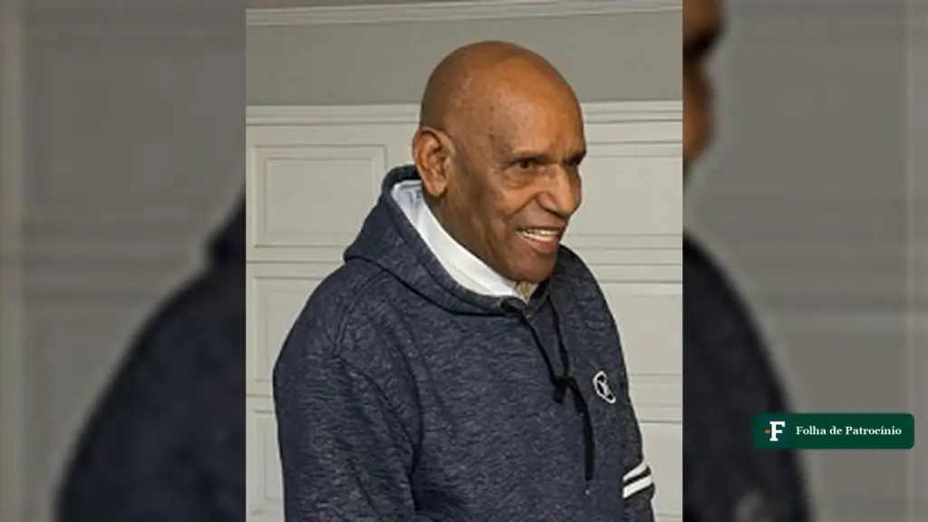 Retrato de Sebastião Cândido Tomé, de 91 anos, sorrindo, em foto divulgada pela Funerária Nova Aliança com a nota de falecimento