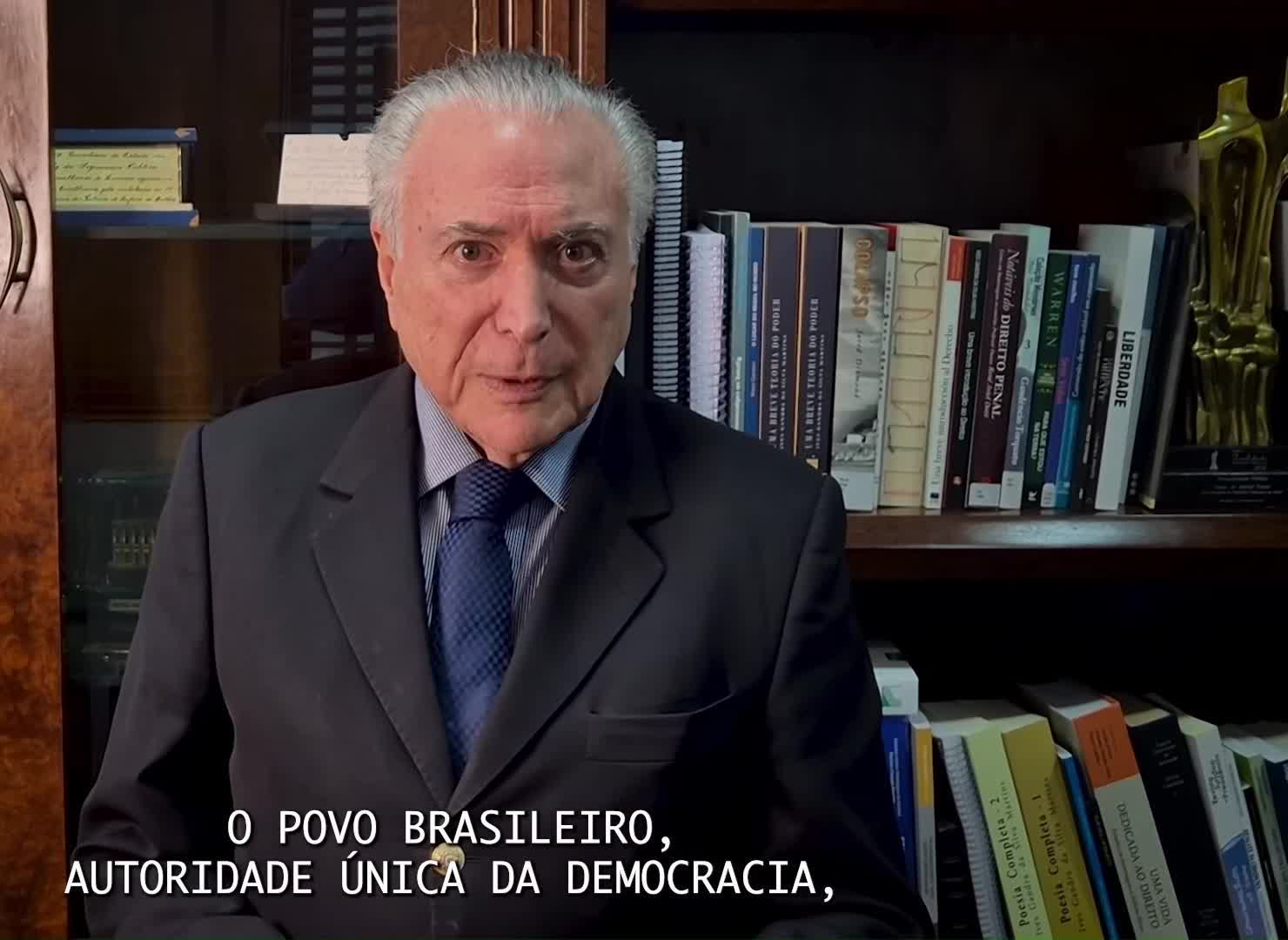 Michel Temer durante o vídeo em que Temer apoia Flávio Bolsonaro no segundo turno
